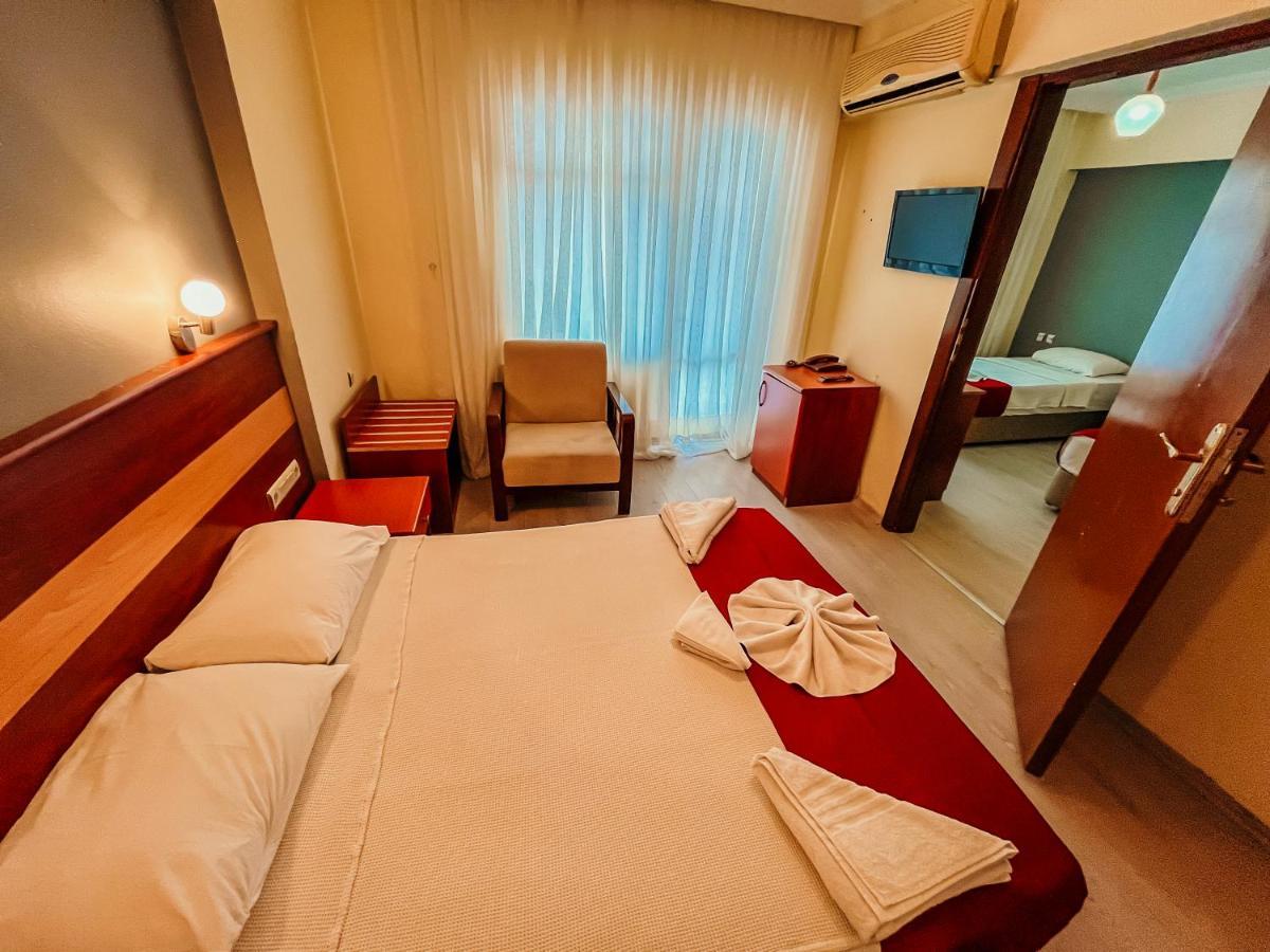 Hotel First Class Didim Esterno foto
