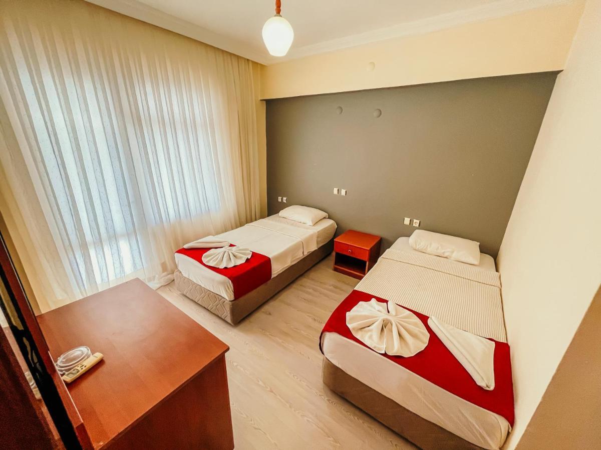 Hotel First Class Didim Esterno foto