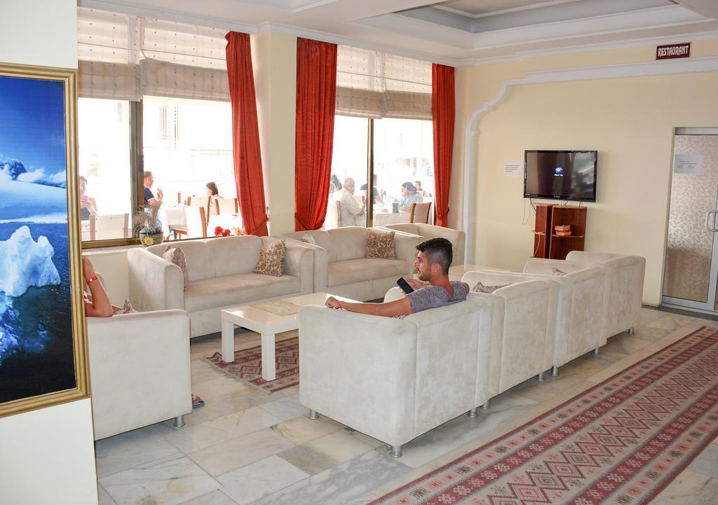Hotel First Class Didim Esterno foto