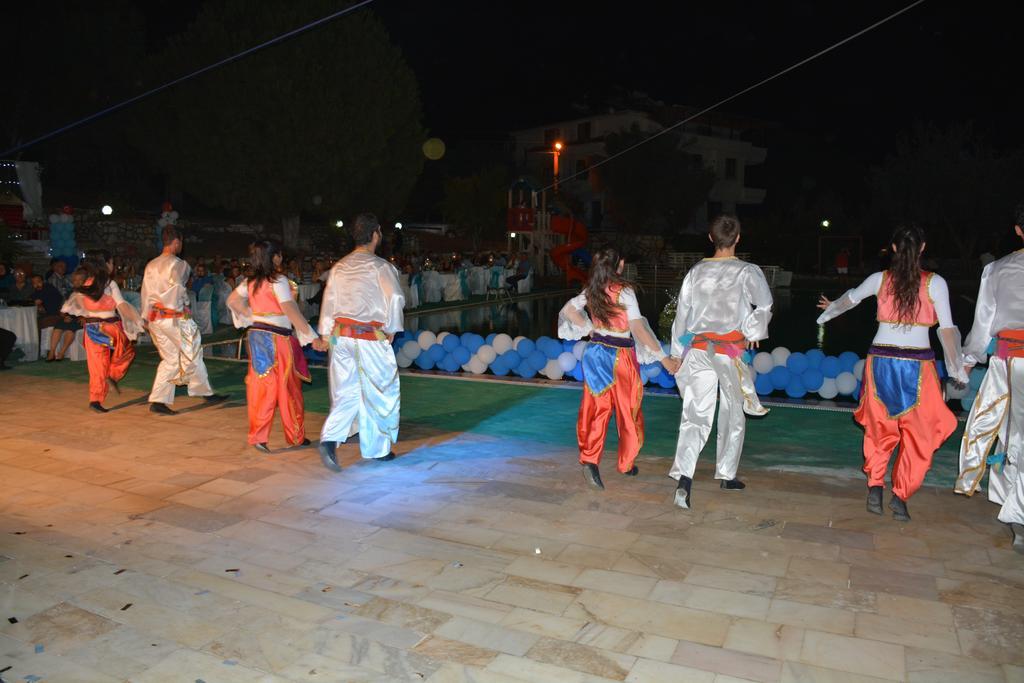 Hotel First Class Didim Esterno foto