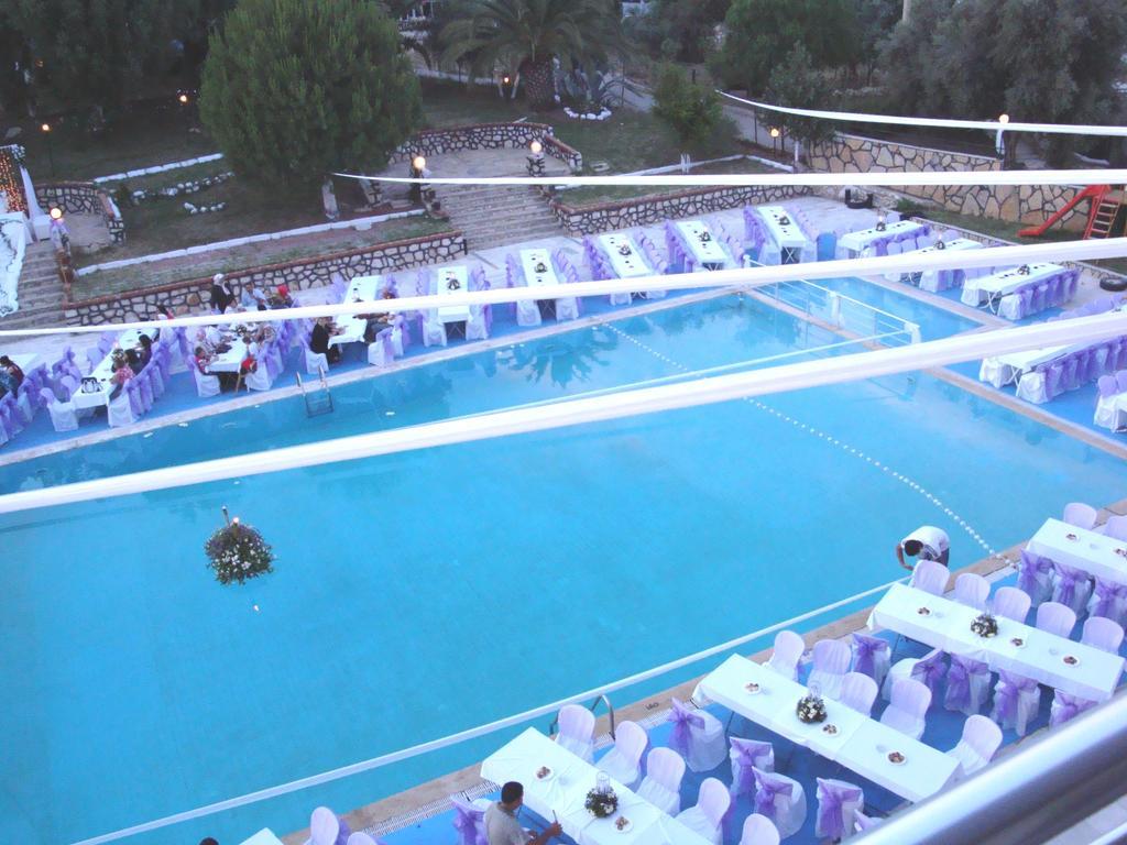 Hotel First Class Didim Esterno foto